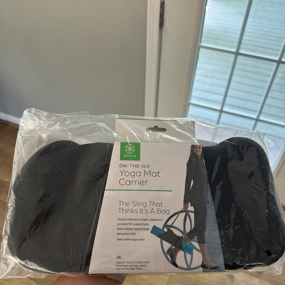 GAIAM On-the-Go Black Yoga Mat Carrier